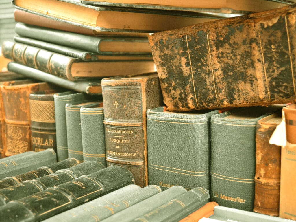 Como preservar livros e documentos