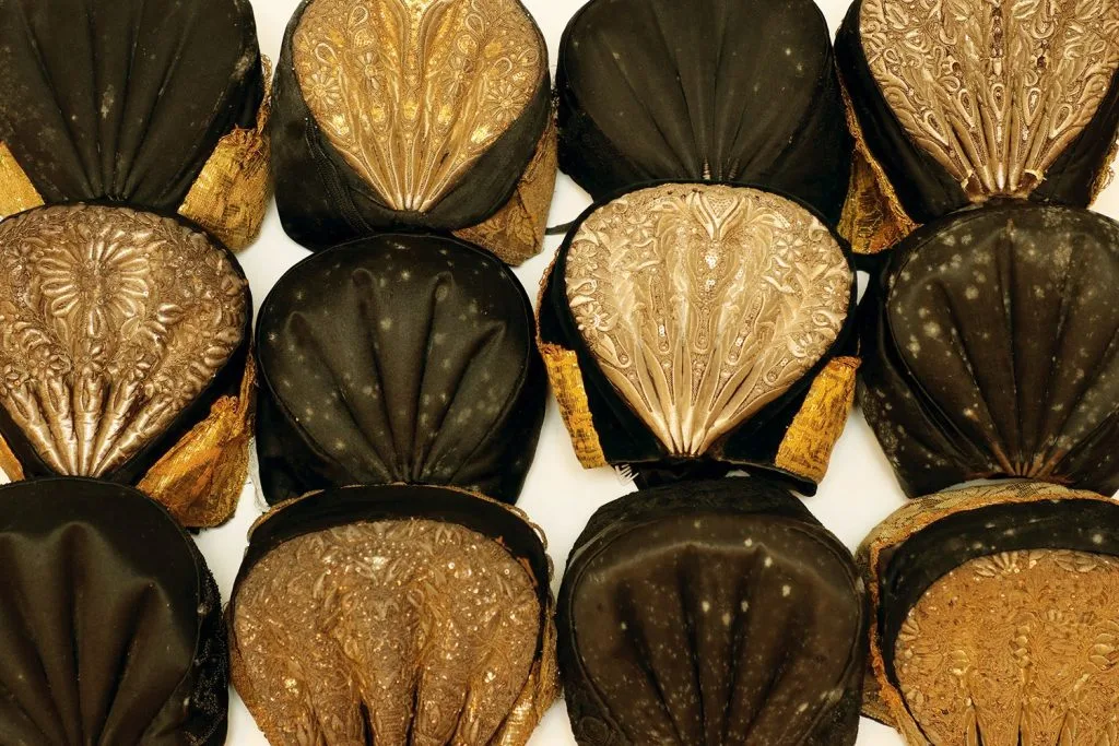 Objetos de museu com fungos xerófilos